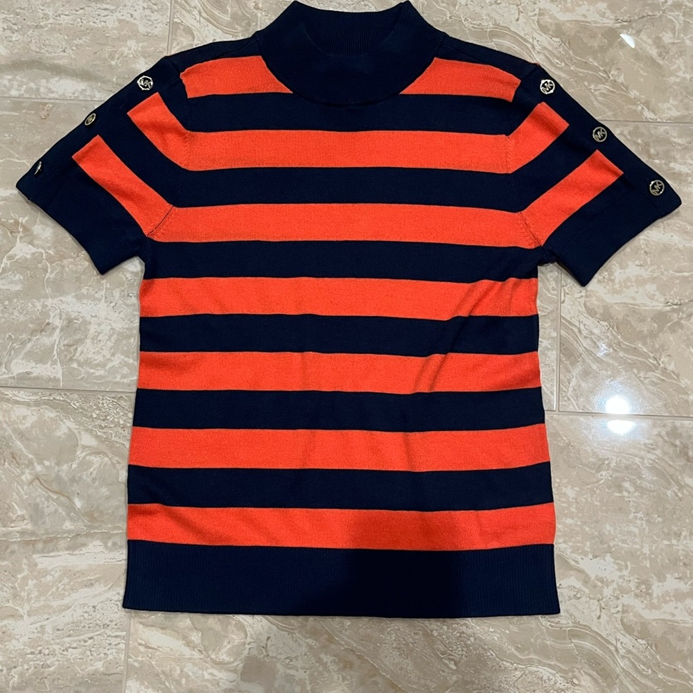 Michael Michael Kors women’s Turtleneck Stripe Top. New. - Picture 7 of 8